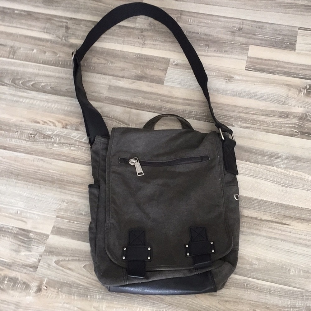 Men’s Crossbody Messenger Bag